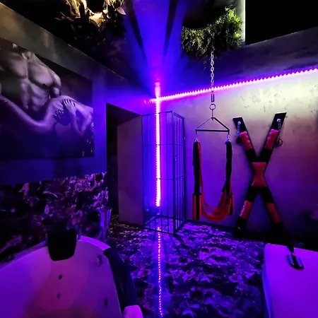 Love Room 홈스테이