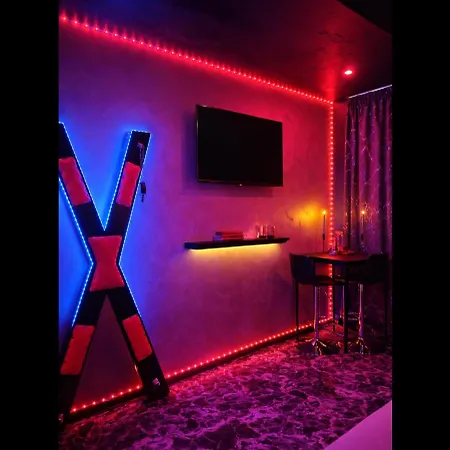 בית אירוח Love Room *