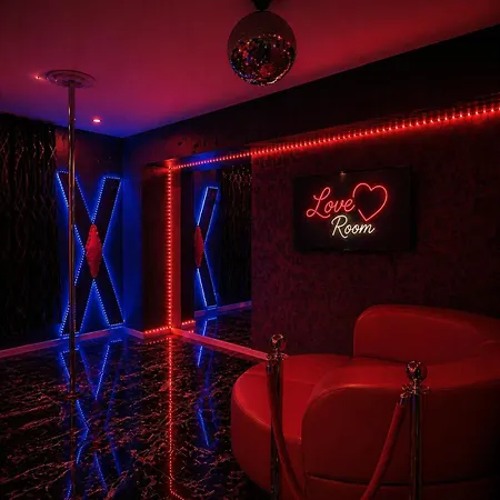 Room- Adult Only