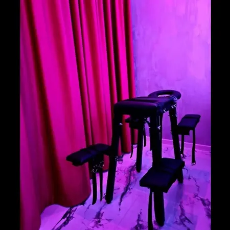 Room- Adult Only * Bucarest