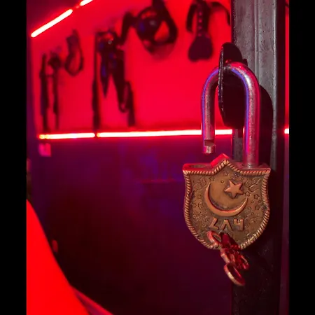 Room- Adult Only