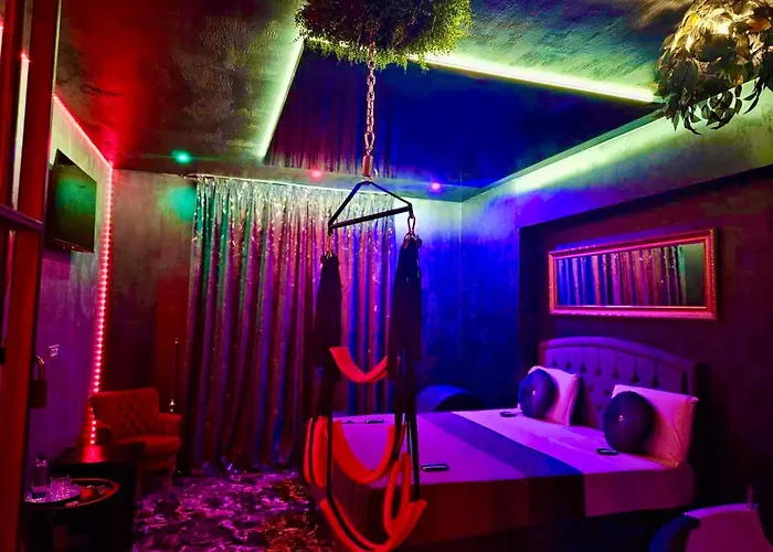 Love Room Quarto em Acomodações Particulares