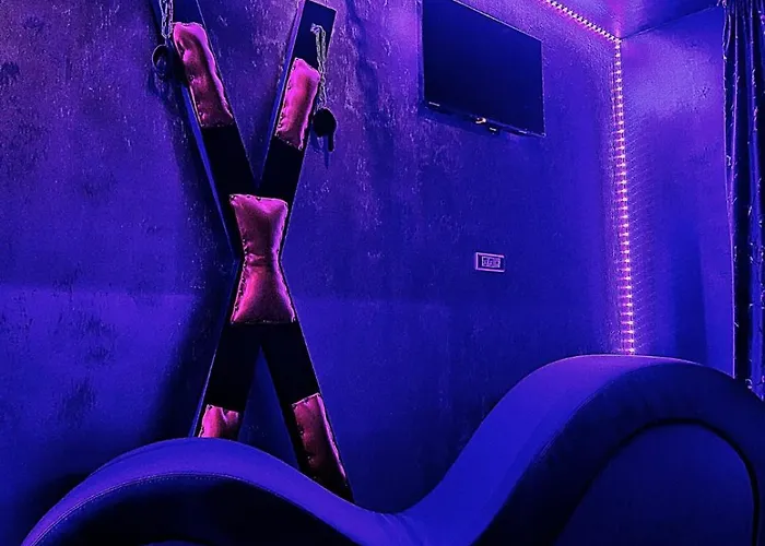 Love Room * Bukurešť