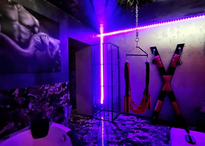 Love Room Quarto em Acomodações Particulares