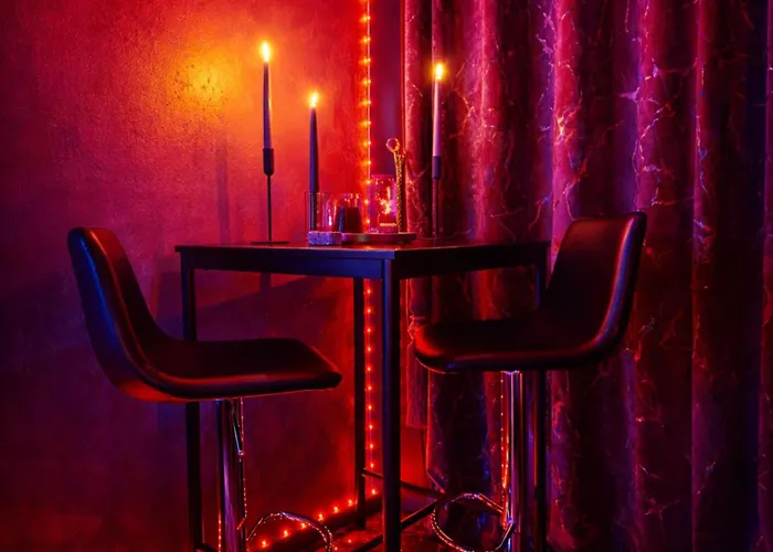 Проживання в сім'ї Love Room- Adult Only *