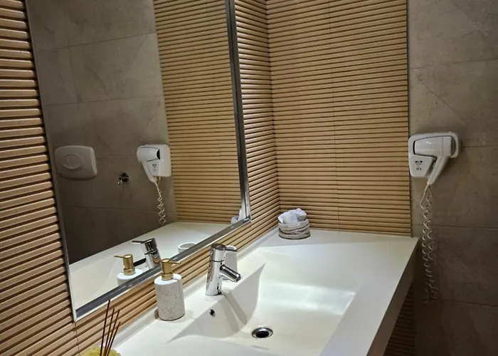 Love Room Bükreş